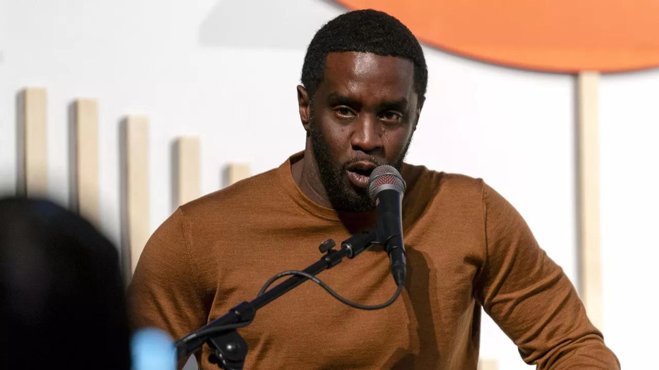 P. Diddy's assistant accuses him of coercing participation in sex parties. 25.12.2024 | 15:16